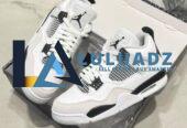 Air Jordan 4